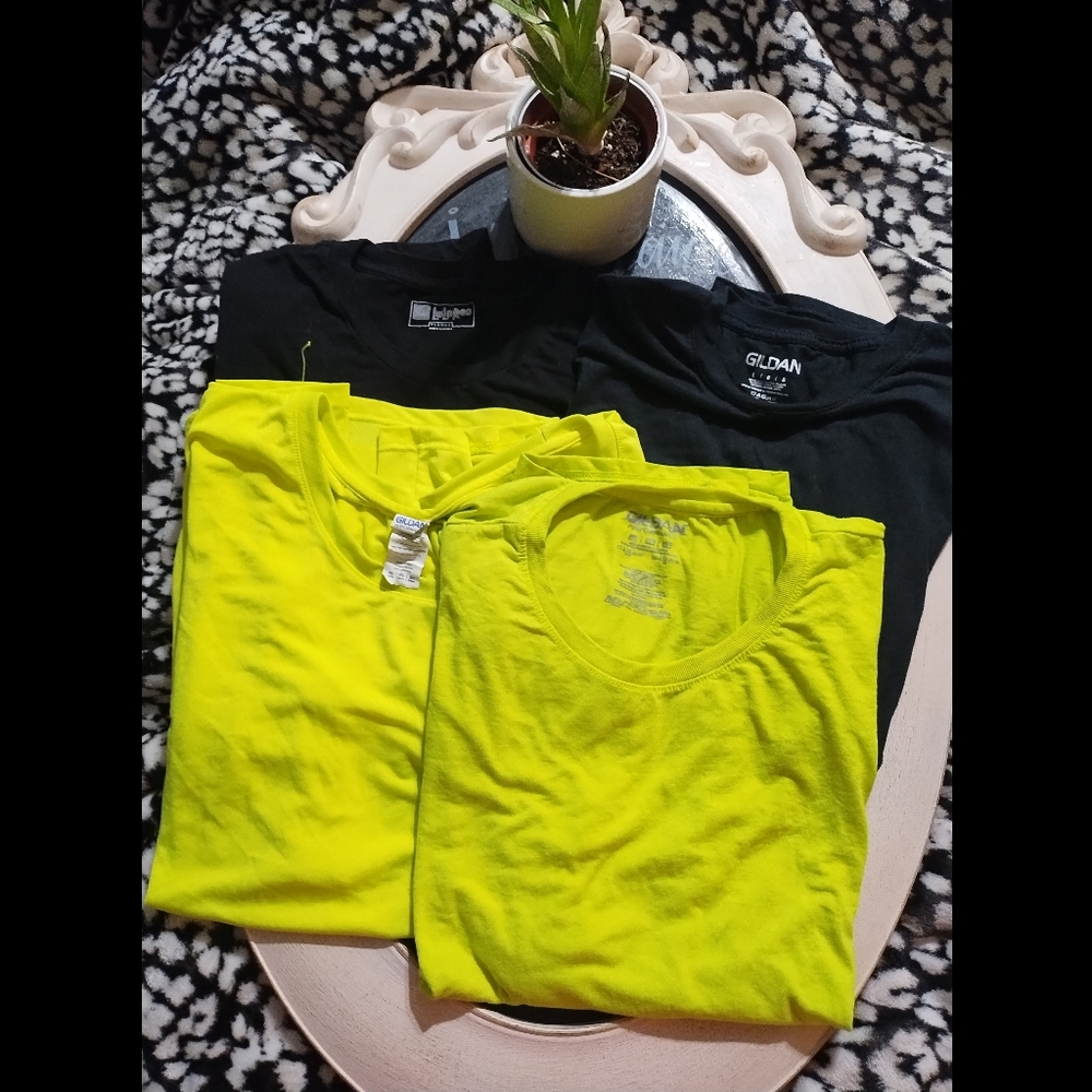 Bundle: 4 Shirt